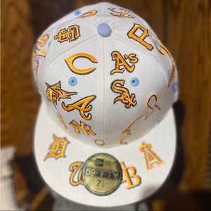 MLB Logo all over Authentic' and Original 59FIFTY fitted hat by New Era.